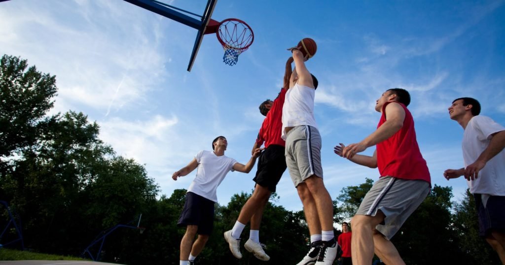 What Is Goaltending In Basketball? Detailed Example - Ball Unlocked